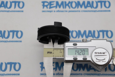 Ролик стеклоподъёмника (катушка стеклоподъемника) 770894