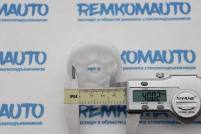 Ролик стеклоподъёмника (катушка стеклоподъемника) 770101