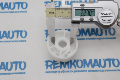 Ролик стеклоподъёмника (катушка стеклоподъемника) 770986