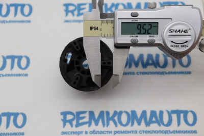 Ролик стеклоподъемника (катушка стеклоподъемника) 771620