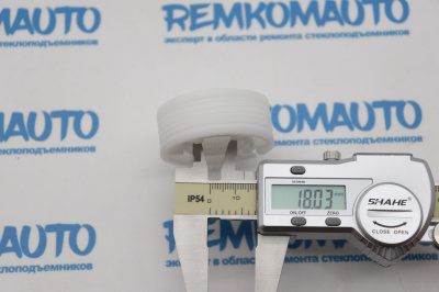 Ролик стеклоподъёмника (катушка стеклоподъемника) 770986