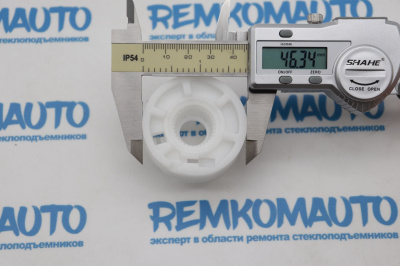 Ролик стеклоподъёмника (катушка стеклоподъемника) 770986