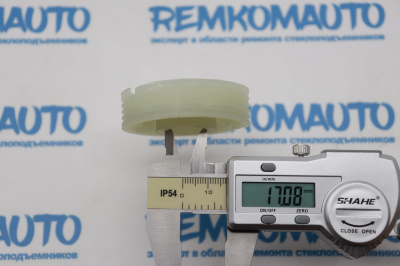 Ролик стеклоподъёмника (катушка стеклоподъемника) 770188