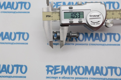 Шток личинки замка двери BMW 3-series E46 (перед. лев./прав.) 771602