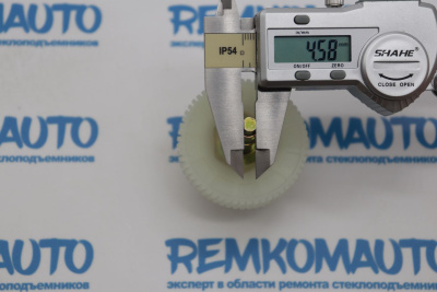 Шестерня люка крыши Peugeot 206/Renault Clio 2/Renault Modus/Renault Scenic/Renault Megane 772657