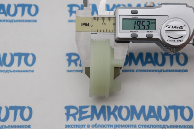 Ролик (катушка) стеклоподъёмника Citroen/Dacia/Fiat/LADA/Nissan/Opel/Peugeot/Renault правый 770423