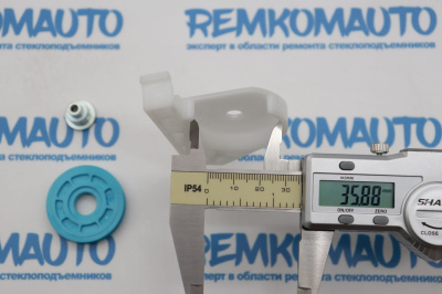 Обводной ролик стеклоподъемника (комплект) 770937