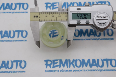 Ролик стеклоподъёмника (катушка стеклоподъемника) 770582