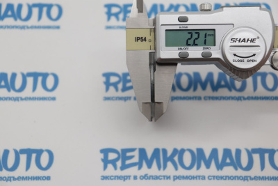 Стопор зеркала Mercedes Benz левый 772561