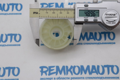 Ролик стеклоподъёмника (катушка стеклоподъемника) 770831