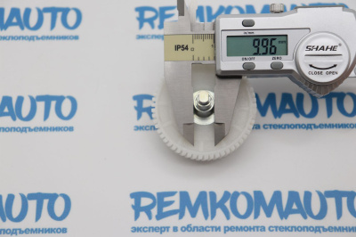 Шестерня люка крыши Peugeot 206/Renault Clio 2/Renault Megane Scenic 772267