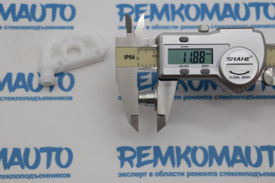 Обводной ролик стеклоподъёмника с клепкой 770599