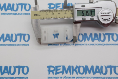 Фиксатор стекла стеклоподъёмника Mercedes Benz (51,5х25 Ø 10 мм.)  771791